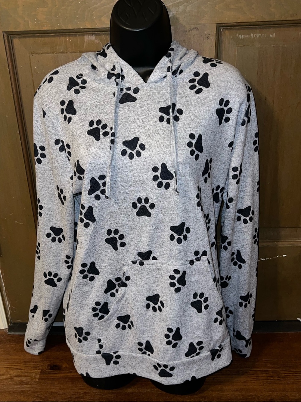 LA Soul Gray & Black Paw Print Long Sleeve Hooded Pullover Sweatshirt Size L - Picture 3 of 9